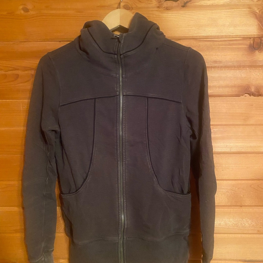 Fitted Gray Zip Up Hoodie Women’s Size Medium - Picture 5 of 6